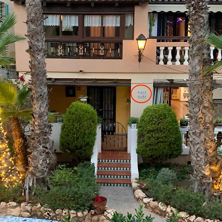 The Best House! Large Terrace Beach And Bars! Traveller Awards 2024-2025 تورّيفيِخا المظهر الخارجي الصورة