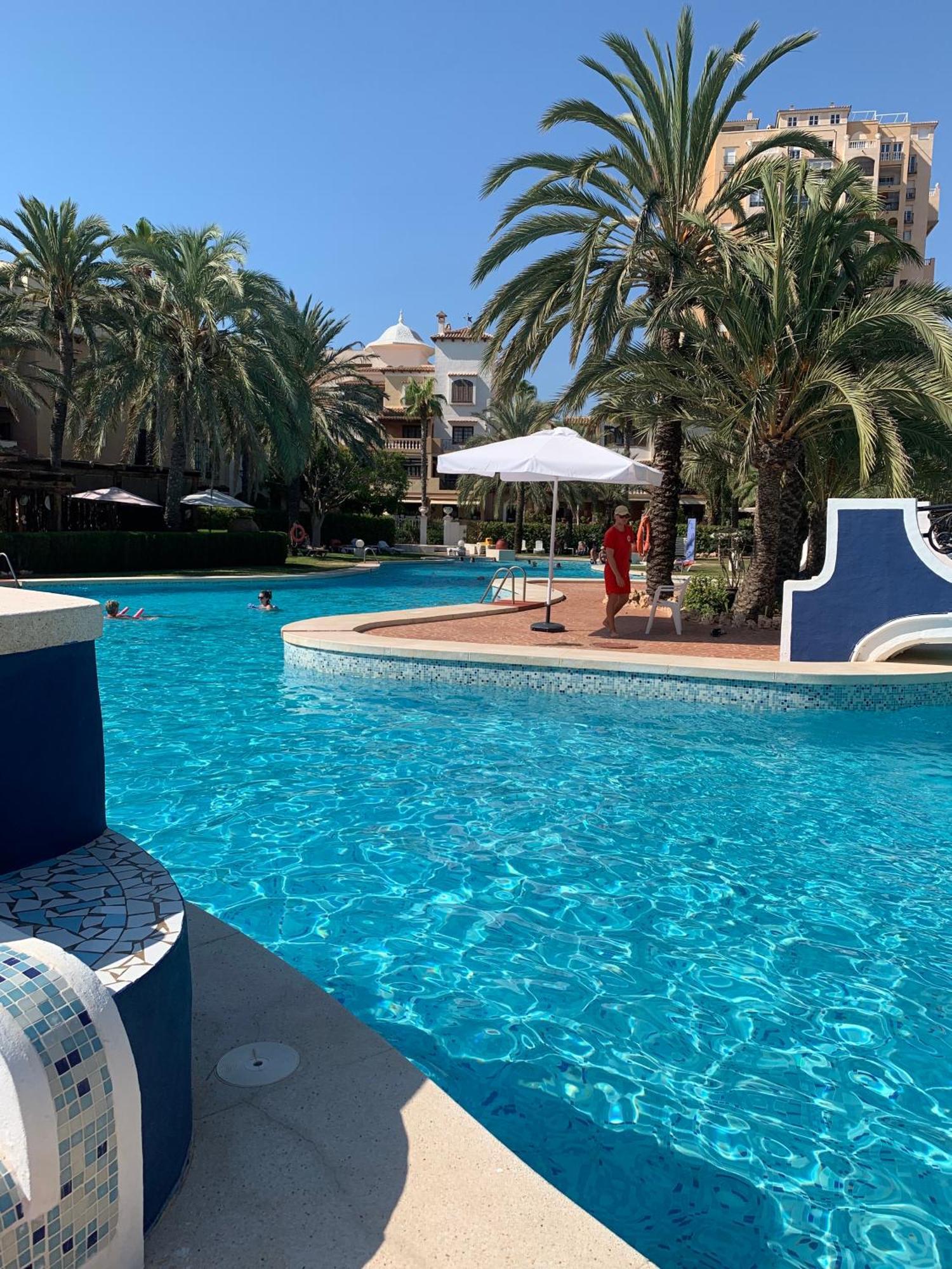 The Best House! Large Terrace Beach And Bars! Traveller Awards 2024-2025 تورّيفيِخا المظهر الخارجي الصورة